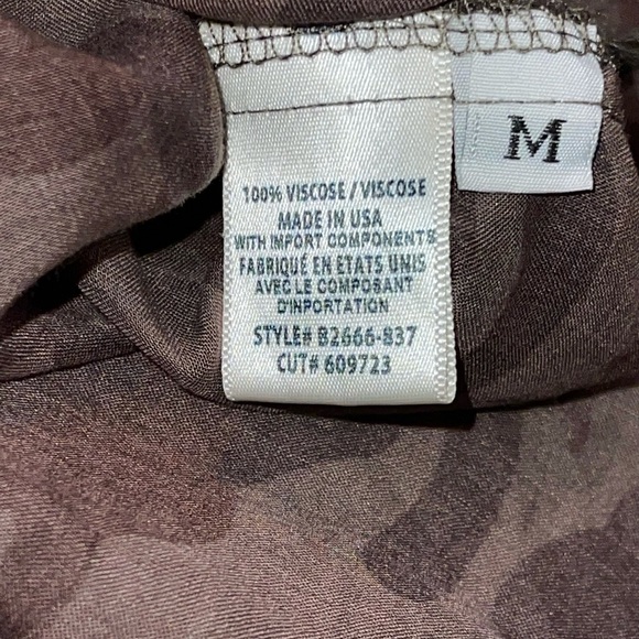 Bella Dahl Women’s Viscose Semi-Sheer Camouflage Blouse Size Medium - Picture 4 of 5